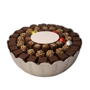 Plato de regalo de lujo hecho a mano con arreglos de chocolate metálicos, tazón plateado para Eid, bodas, regalos corporativos, en oferta. - Product Image 2