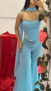 Ensemble Sharara haut de gamme en faux georgette avec broderies miroir, haut rembourré, manches à bande arrière, taille élastique, et dupatta – Tenue ethnique pour femme - Product Image 3