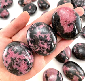 Piedra de Palma de Rodonita de alta calidad, cristal de Rodonita pulido, gran oferta - Product Image 1