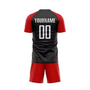 Uniforme de Fútbol Personalizado OEM ODM, Nuevo Conjunto de Camiseta con Diseño Gráfico Rojo y Negro, Nombre y Número Personalizados, Transpirable y de Secado Rápido - Product Image 2
