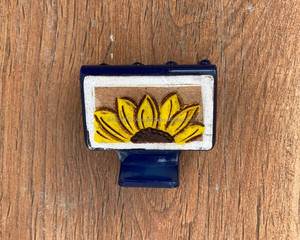 Pinzas para el pelo de cuero grabadas hechas a mano con estilo occidental para mujer - Product Image 2