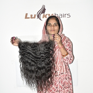 Cheveux humains indiens bruts de couleur naturelle noire de qualité supérieure, tissage vierge ondulé HD frontal, double trame, extension non traitée - Product Image 1