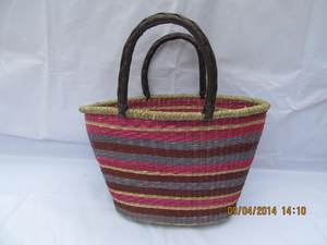 Elegante Bolso de Mano Vietnamita Hecho a Mano con Estilo Vintage, Forro de Algodón, Dos Aberturas, Impermeable, Capacidad de 1 Litro, Moda Resort, Sostenible - Product Image 4