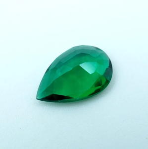 Esmeralda Zambiana Cultivada en Laboratorio, Corte Pera Facetado, 0.80 Ct, HAYAAT GEMS, Cambio de Color Natural para Joyería - Product Image 4