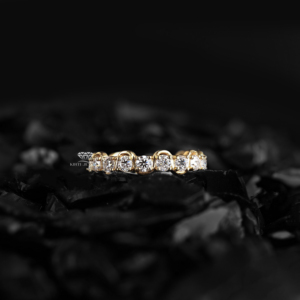 Bague demi-éternité en diamant de laboratoire taille ronde, en or 14 carats avec tige torsadée, pour mariage, empilable, pour anniversaire, bijoux en gros - Product Image 5