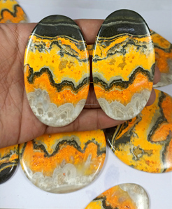 Radha Arts - Cabujón Pulido de Jaspe Abeja Natural de la India, con Patrón Amarillo, de Rajasthan, para la Elaboración de Joyas - Product Image 4