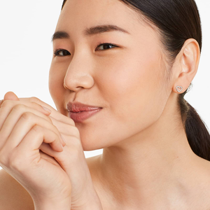 Boucles d'oreilles clous de luxe en argent 925 avec diamants Moissanite, pierres scintillantes de coupe ronde intemporelle, pour le quotidien, les fêtes, cadeau pour lui/elle - Product Image 5