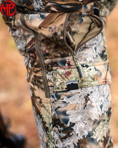 Pantalon de chasse softshell camouflage respirant et imperméable pour homme, idéal pour l'automne et les activités de plein air - Product Image 5