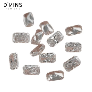 Diamante cultivado en laboratorio D'Vins Jewels de 0.5 quilates, color D, corte radiante para la fabricación de joyas - Product Image 1