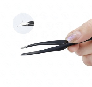 Pince à sourcils en acier inoxydable Personal Beauty avec pointe inclinée - Product Image 6