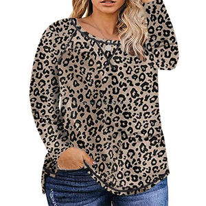 Hauts pour femmes de haute qualité, nouvelle arrivée 2022, vêtements pour femmes tendance, automne, couleur contrastée, manches longues, tricoté, séchage rapide - Product Image 1