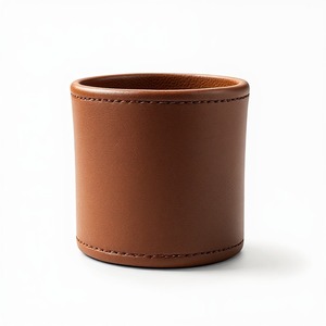 Mini-jardinière en cuir texturé de luxe, conçue pour les bureaux et étagères modernes, avec un attrait décoratif sophistiqué - Product Image 1
