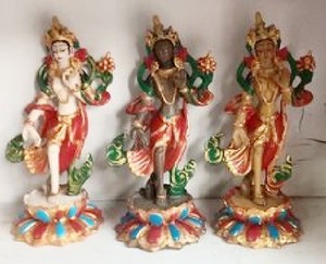 Statue de Tara Verte sur Pied, Art Bouddhiste, Décoration Religieuse pour la Maison, Figurine en Résine Faite à la Main et Peinte à la Main, 10 Pouces, Népal - Product Image 2