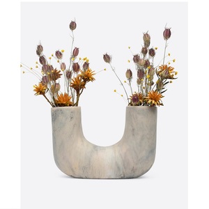 Vase en résine moderne et élégant, artisanal de qualité supérieure, écologique, MOON RISE CRAFT, motif à rayures irrégulières, pour la maison, le bureau, la table - Product Image 4