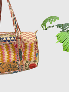 <b>Patchwork</b> Floral Patterned Duffel <b>Bag</b> with Zipper Closure Textile Travel Weekender Tote - Product Image 3