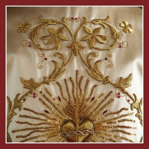 Patch brodé fait main en or massif Cœur Sacré, pour frontal d'autel d'église, voile de calice, vêtement liturgique, bannière catholique - Product Image 3