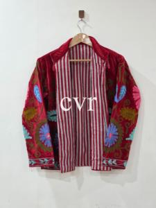 Chaqueta de Terciopelo con Bordado Floral a Mano, Cuello Mandarín, Manga Larga, Talla Grande, Estilo Elegante para Mujer, Invierno - Product Image 4