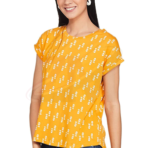 Camiseta de Manga Corta con Cuello Redondo y Estampado Geométrico Amarillo para Mujer, Informal, de Primavera/Verano, Tejida en Algodón Transpirable, Corte Regular - Product Image 4