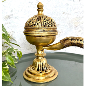 Latest Design Handmade Brass Incense <b>Burner</b> With Dragon Handle Antique Gold Finished Tabletop Usage Home <b>Fragrance</b> <b>Burner</b> Decors - Product Image 4