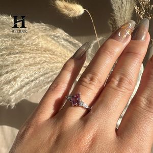 Anillo de Compromiso y Boda Personalizado con Diamante Morado Corte Pera Cultivado en Laboratorio, Oro Blanco de 14K con Acento Marquesa para Mujer - Product Image 3