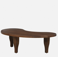 Table basse de salon de style Mid-Century Modern avec pieds coniques et plateau en bois de manguier massif en forme de haricot, finition teck