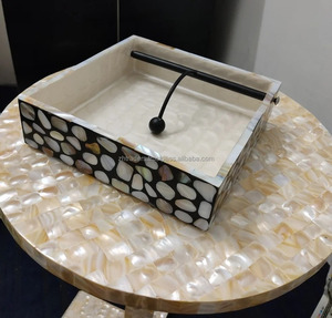 Porte-serviettes décoratif en nacre avec finition polie Boîte à mouchoirs élégante pour table à manger ou bureau - Product Image 2