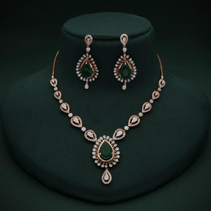 Conjunto de joyería de oro rosa con esmeraldas y diamantes talla pera, conjunto de collar y aretes de lujo para boda de mujer - Product Image 1