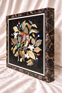 Mesa de Centro de Mármol Negro Hecha a Mano con Incrustaciones de Piedra Pietra Dura, Forma Octogonal Moderna y Ecológica, Regalo de Diwali, Uso en Interiores, Exportación - Product Image 2