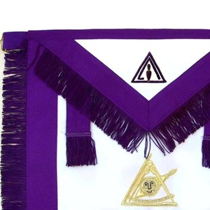 Tablier de Cérémonie Franc-Maçon de l'Excellente Confrérie des Anciens Maîtres, en Grosgrain Violet avec Franges Dorées et Pompons - Product Image 6