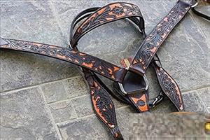 Têtière en cuir noir de haute qualité en forme de V pour cheval, avec frontal fantaisie, idéale pour l'équitation et l'équipement de course hippique - Product Image 6