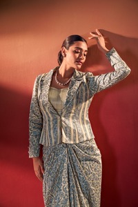 Sari indio de diseño elegante para fiestas, con estampado digital en la parte superior e inferior, para todas las ocasiones y funciones especiales para mujeres. - Product Image 4