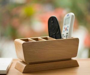 Organisateur de télécommandes en bois carré, durable et écologique |   Design moderne |   Qualité supérieure artisanale |   Fête de déménagement en gros - Product Image 1