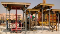 Coffrage de table pour bâtiment de hauteur moyenne