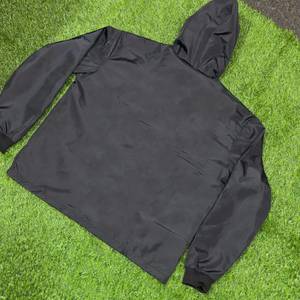 Chaqueta Cortavientos Unisex Negra con Capucha y Cierre, Parka Ligera Deportiva, Anorak Informal para Primavera, Color Sólido - Product Image 5