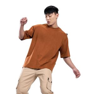 เสื้อยืดผ้าฝ้ายโอเวอร์ไซซ์สำหรับผู้ชายเสื้อยืดลายกราฟิกแนววินเทจสำหรับผู้ชายสั่งทำโลโก้ได้ - Product Image 5