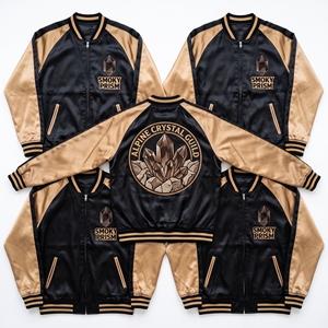 Blouson Bomber en Satin avec Fermeture Éclair, Manches Raglan, Motif Arbre d'Orme Doré, Broderie au Dos, Coupe-Vent Style Baseball – Vente en Gros - Product Image 5
