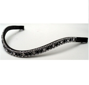 Bride de cheval la plus vendue en cuir doucement rembourré avec décor en cristal fantaisie couleur et taille personnalisables fabriqué par EQUIHAWK - Product Image 1