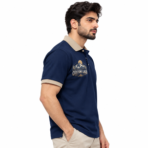 Polo de Manga Corta Azul Claro para Hombre, Corte Regular, Cuello con Botones, Venta al Por Mayor, Logotipo Personalizado, 100% Algodón - Product Image 4