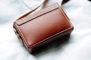 กระเป๋ากล้องขนาดเล็กคลาสสิกกระเป๋าหนังควายแฮนด์เมดกระเป๋ากล้องขนาดเล็กคลาสสิกสำหรับทำกิจกรรมกลางแจ้งกระเป๋าพกพา - Product Image 2