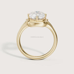 Bague de fiançailles et de mariage classique en argent sterling 925 plaqué rhodium, sertie de diamants moissanite taille coussin allongée de 3,00 carats - Product Image 5