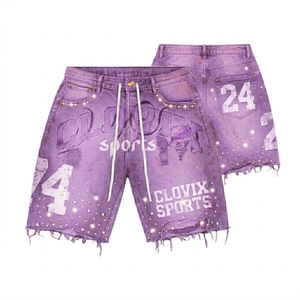 Shorts en jean streetwear pour homme de qualité supérieure avec logo personnalisé, imprimé graphique vintage déchiré, coupe ample en denim, décontracté pour l'été - Product Image 2