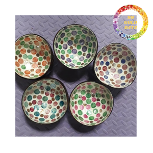 Cuenco decorativo de cáscara de coco con incrustaciones de mosaico de perlas para hoteles, tiendas de regalos, restaurantes y centros de spa. - Product Image 3