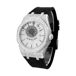 Splendide montre analogique à quartz pour homme, incrustée de diamants/moissanite, boîtier en argent de 28 mm, verre saphir, fermoir papillon – Cadeau de luxe - Product Image 3
