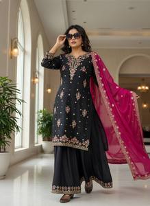 ชุดคุर्ติปาลาซโซ่ดีไซน์เนอร์สตาร์จอร์เจตต์พร้อมผ้าคลุมไหล่สำหรับผู้หญิง – ชุดปักเลื่อมและลายปักดิ้นทองสำหรับงานปาร์ตี้ (ไซส์ M-XXL) - Product Image 4