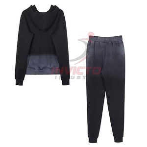 En venta online: Conjunto deportivo casual con pedrería para hombre, en oferta, conjunto deportivo con pedrería personalizado. - Product Image 3