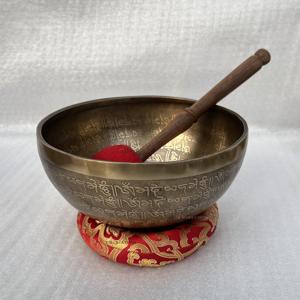 Cuenco tibetano de bronce hecho a mano de alta calidad, personalizado, de aleación metálica, para meditación, sonido, martillado a mano, fabricante. - Product Image 3