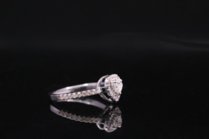 Bague de luxe Hip Hop Moissanite Grand Crown Iced Out avec DEF 0,5 carat plaqué argent - Product Image 2