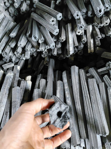 Briquetas Hexagonales de Carbón Vegetal Negro de Aserrín de Madera Dura de Alta Densidad, 7000-8000 Kcal/kg de Valor Calorífico, 3.0%-5.0% de Contenido de Ceniza, para Barbacoa - Product Image 5