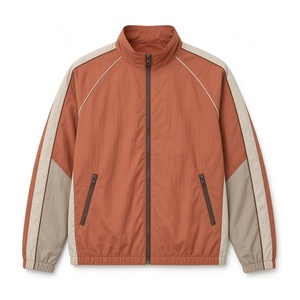 Coupe-vent de sport personnalisé en polyester couleur cacao pour homme avec large bande crème sur la poitrine et un style athlétique rétro - Product Image 4