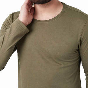 เสื้อยืดแขนยาวสีเขียวมะกอกสำหรับผู้ชาย ทรงปกติ คอกลม ผ้าถัก สไตล์ลำลอง สีพื้น ดีไซน์เรียบง่าย - Product Image 6